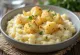 Shepherd’s pie med blomkålmos, servert med potetmos på toppen