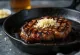 BBQ grillet soyabiff servert