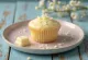 Nystekte hvit sjokolade-cupcakes